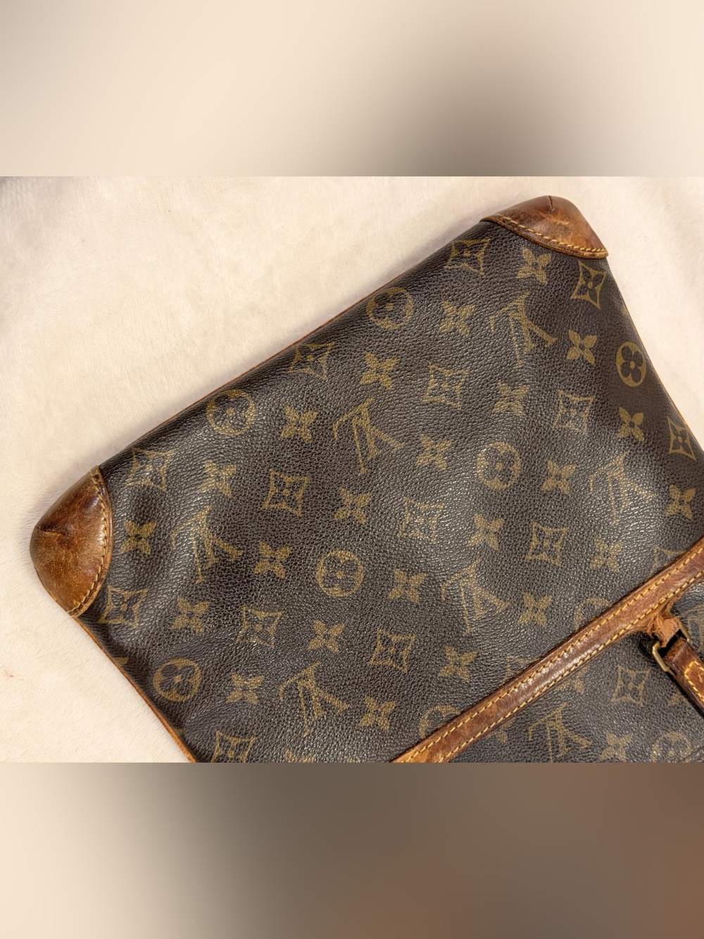 Authentic Louis Vuitton Popincourt Haut Monogram Shoulder Tote Vintage LV Bag - Picture 4 of 9